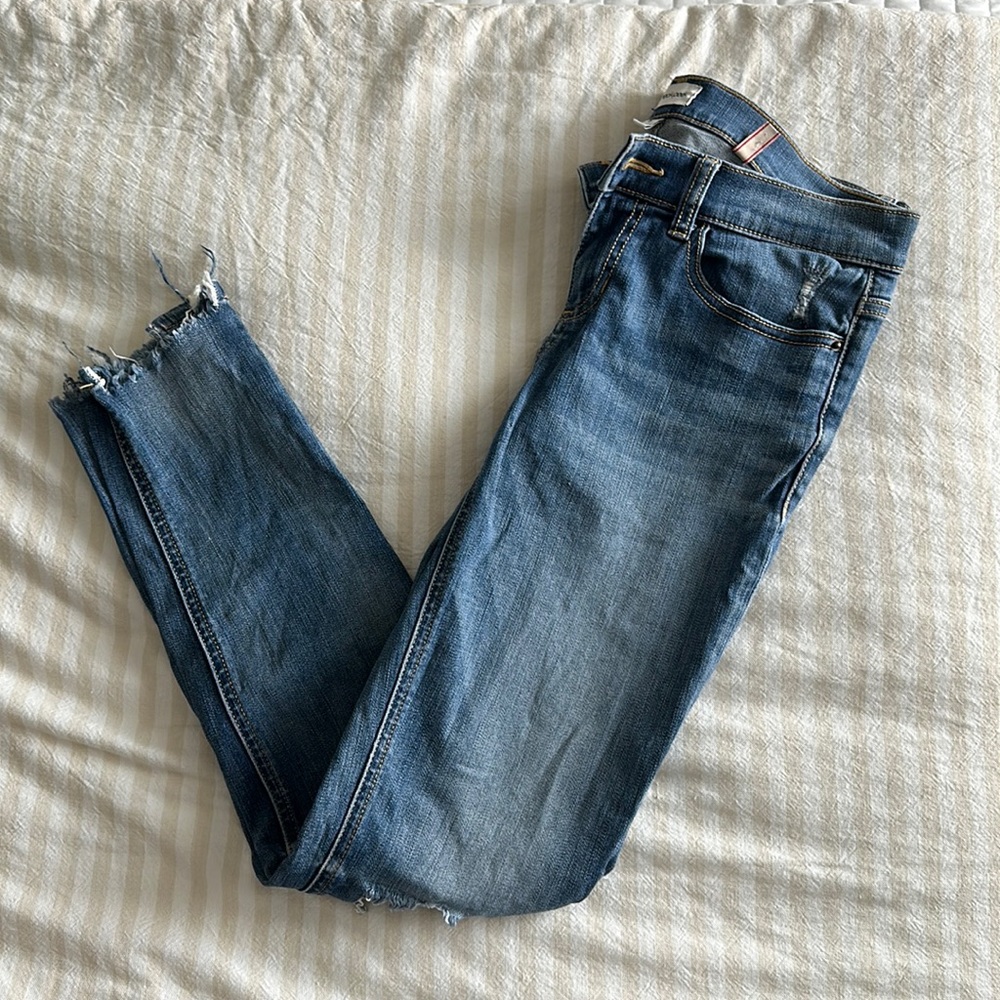 Low rise jeans